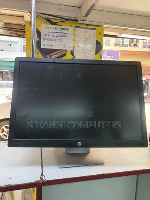 Monitor Elitedisplay E242 - main view