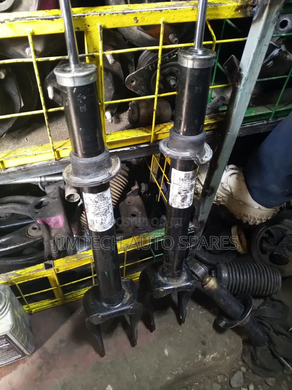 Mercedes Benz Ml320 Front Shocks