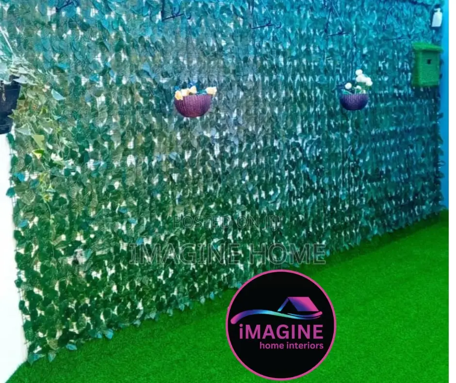 Wall Fences Witrh Artificial Green Fences and Grass Carpet