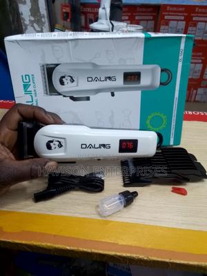 New Arrival Cordless/Portable/Rechargeable Shaver/Trimmer - thumbnail 2