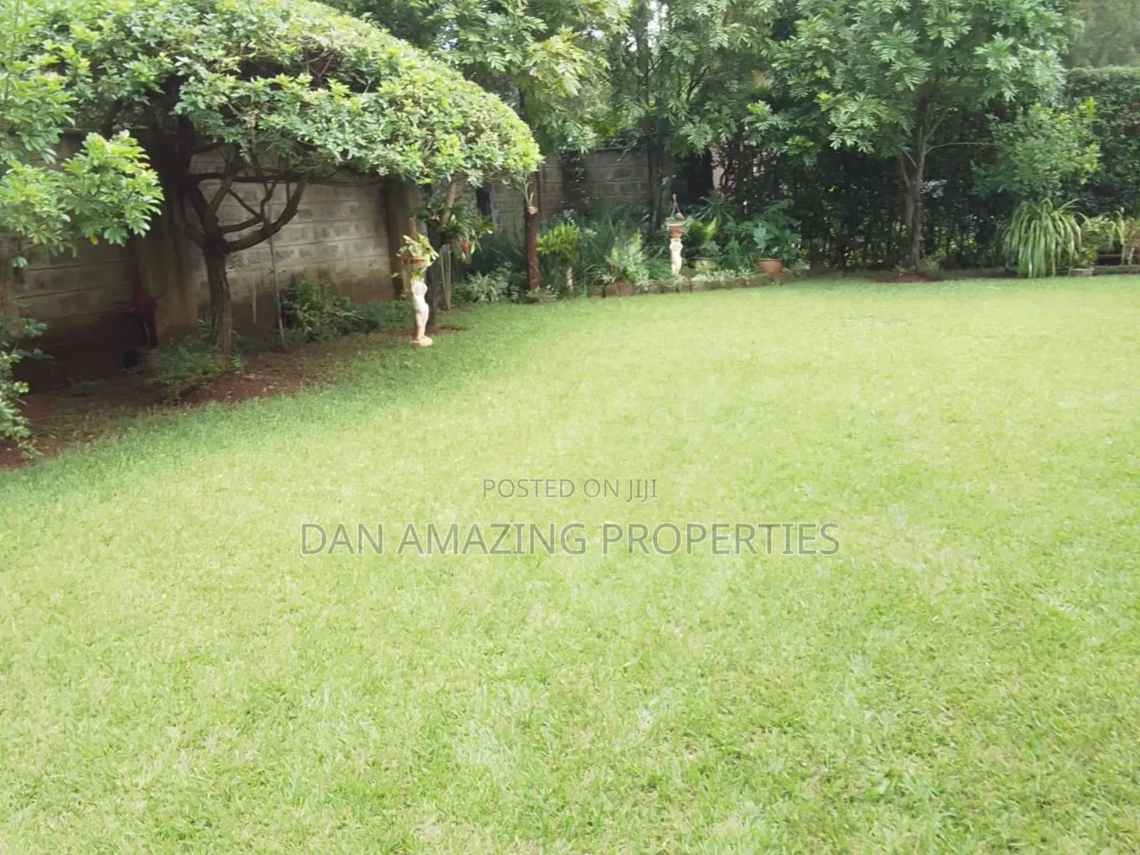6bdrm Maisonette in Karen Brooks for sale