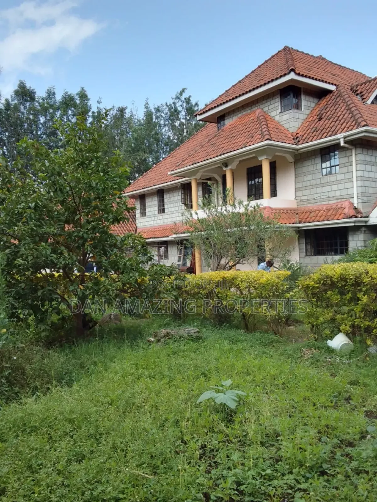 6bdrm Maisonette in Karen Brooks for sale