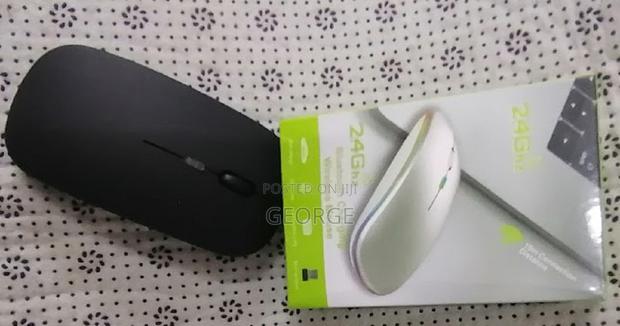 High Quality 
Rechargable Bluetooth Mouse - main view