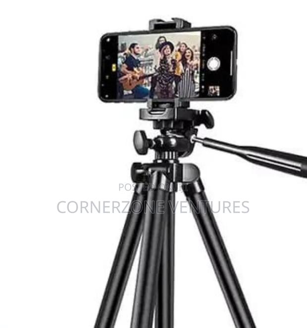 Affordable Heavy Duty Tripod Stand - thumbnail 2