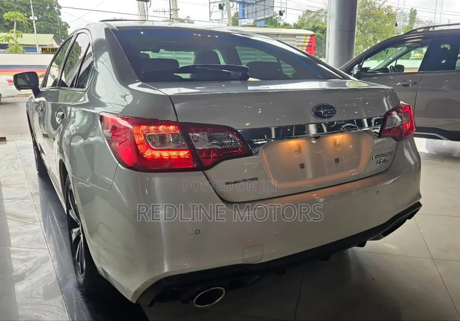 Subaru Legacy 2.5i Limited AWD 2018 Pearl