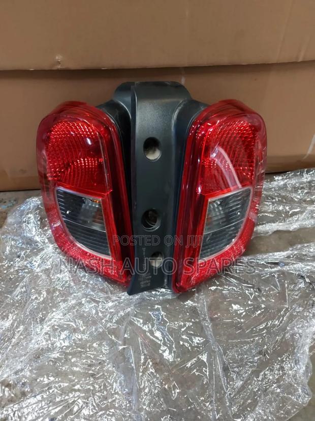 Nissan March Tailiights