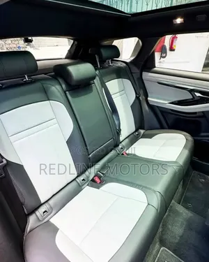 Land Rover Range Rover Evoque 2019 Red