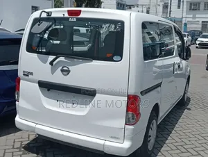 Nissan NV200 2018 White