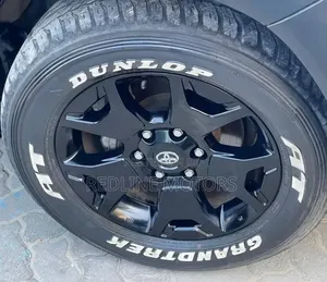 Toyota Hilux 2019 Silver