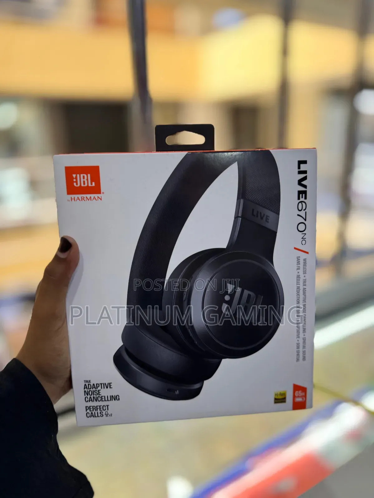 JBL Live 670 Noise Cancelling Headphones