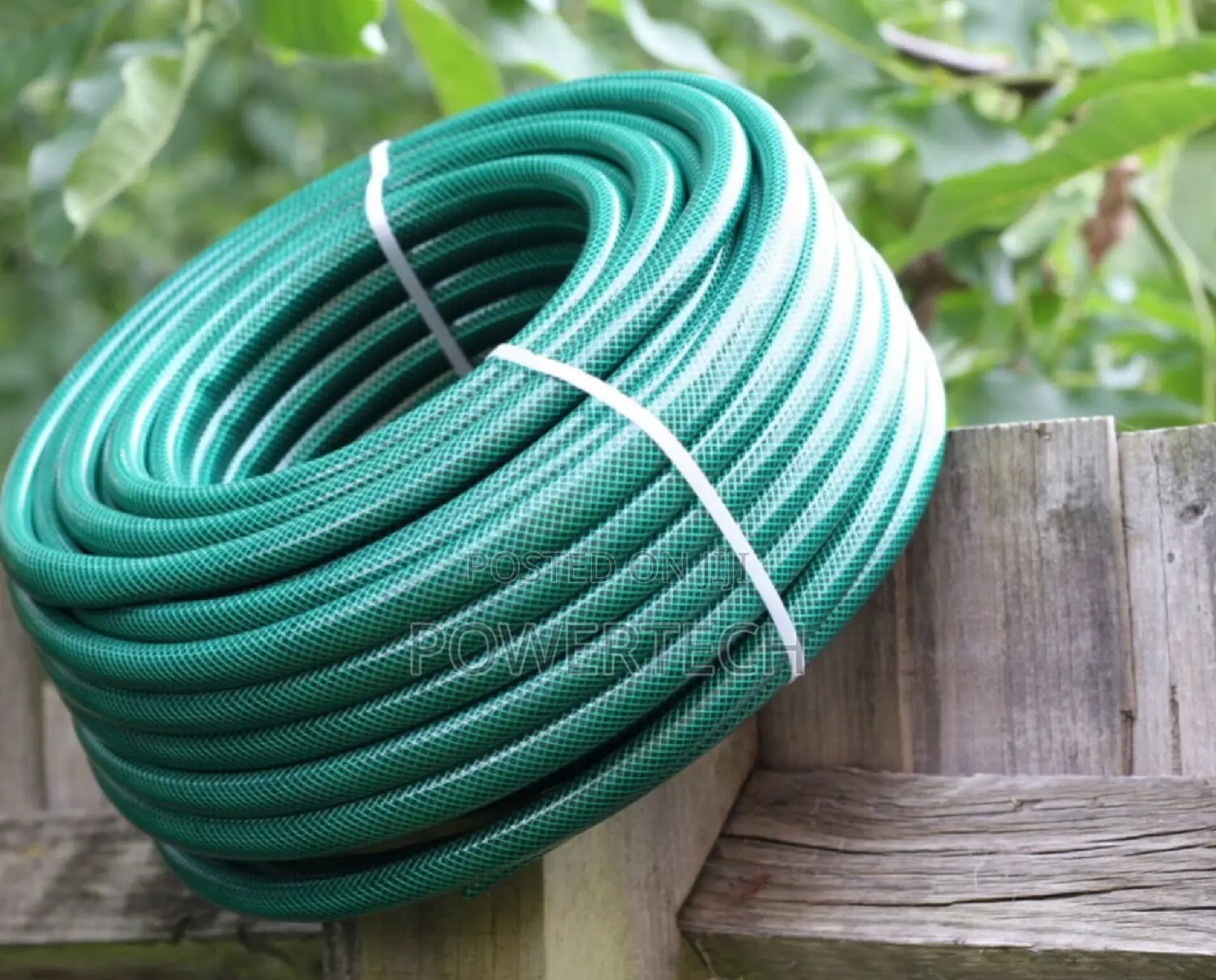 1 Inch by 50 Metres Hose Braided Pipe-Green.