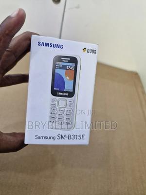 New Samsung B360E White - main view