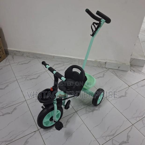 Kids Tricycle With Pusher - thumbnail 2