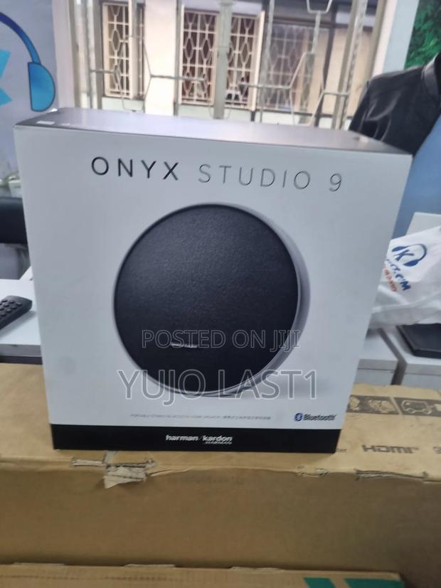 Harman Kardon Onyx Studio 9