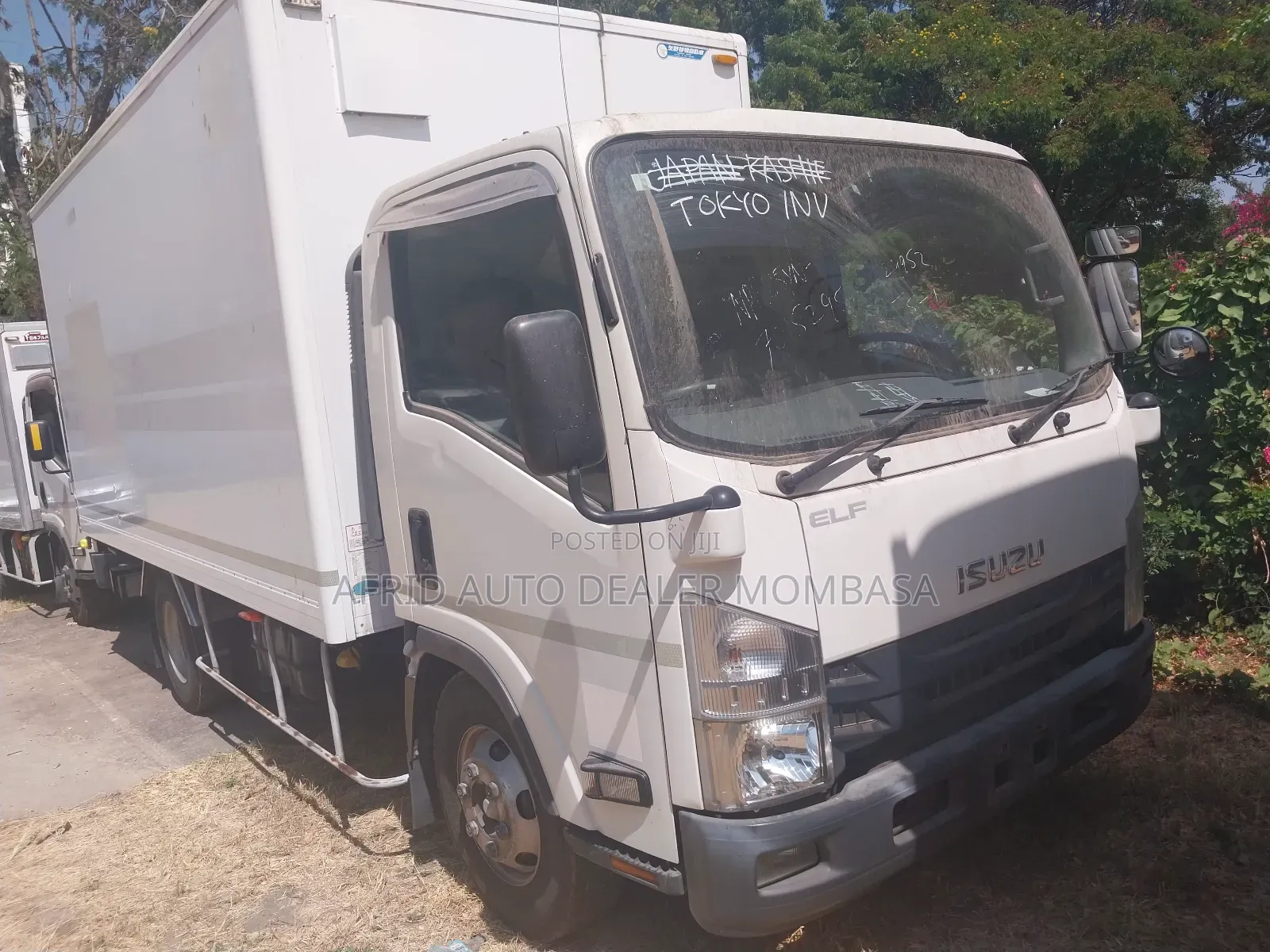 Isuzu NPR 5tonnes