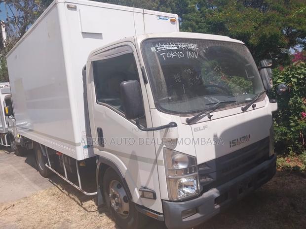 Isuzu NPR 5tonnes - thumbnail 5