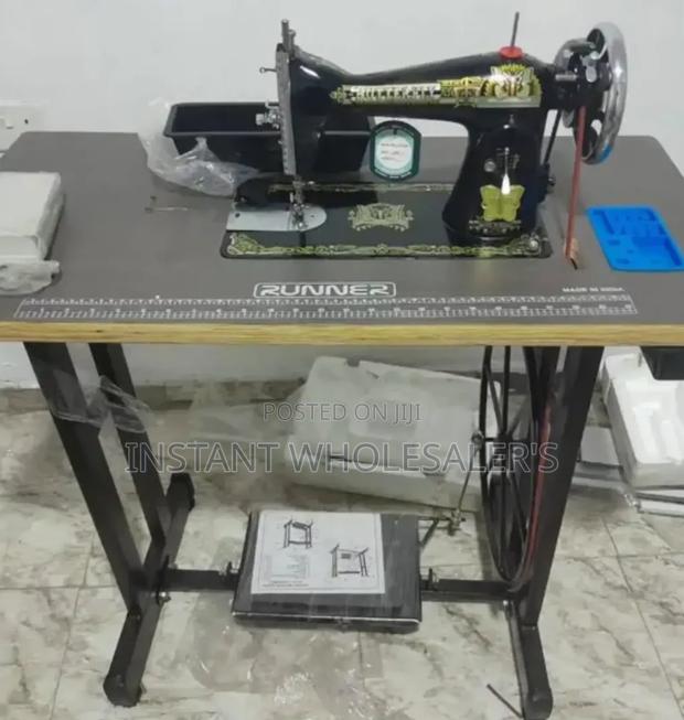 Butterfly Sewing Machine With Imported Table