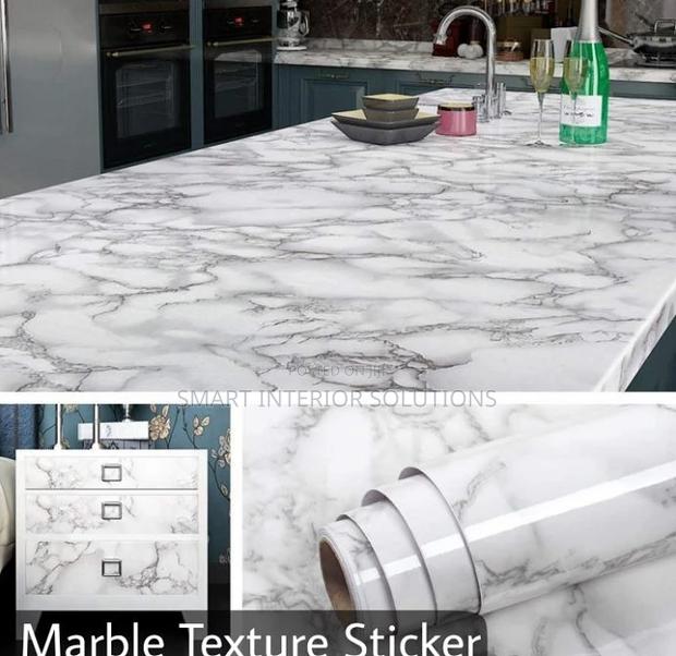 Marble Contact Wallpaper