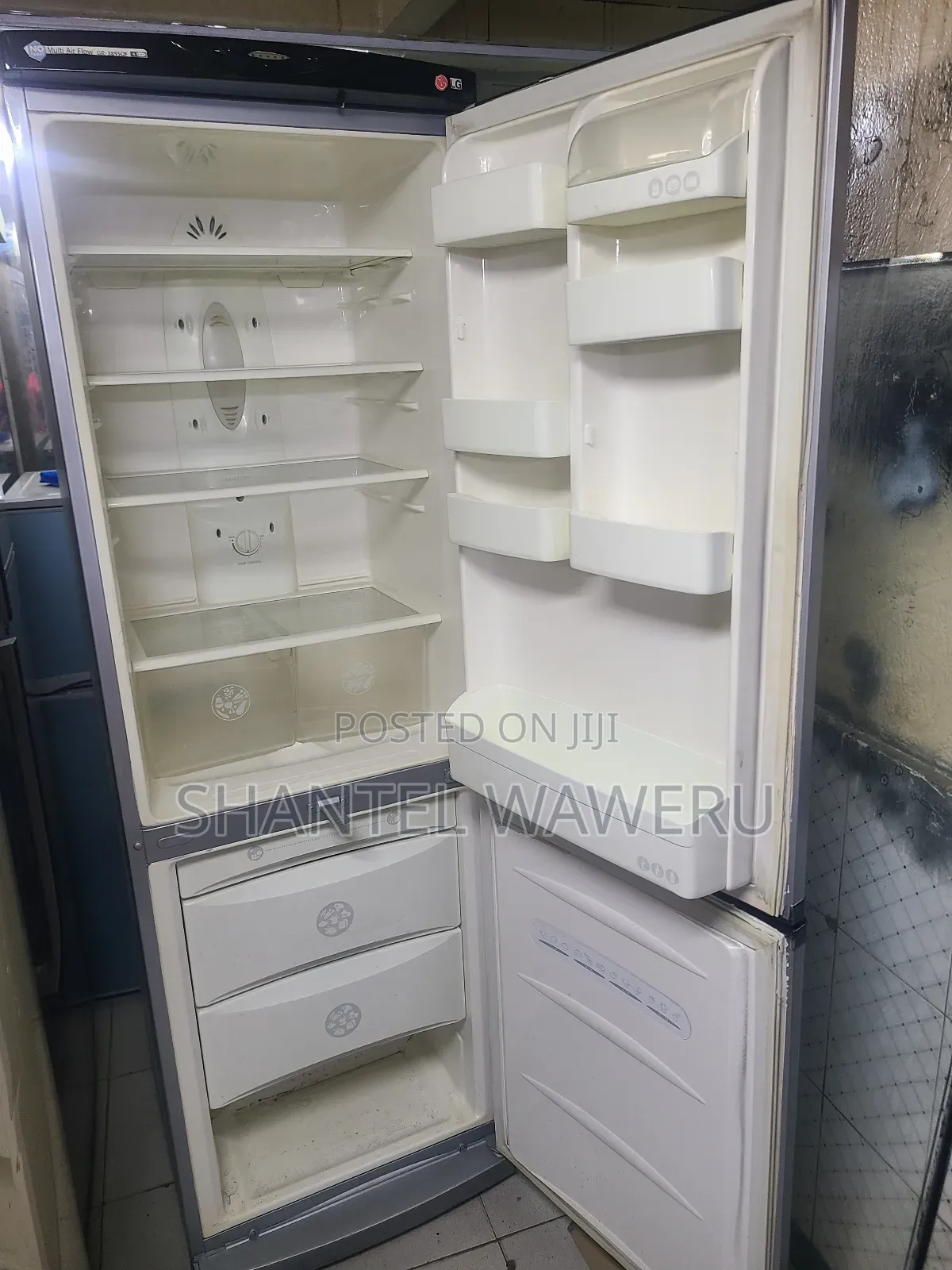 Silver Bottom Freezer Fridge 400litres