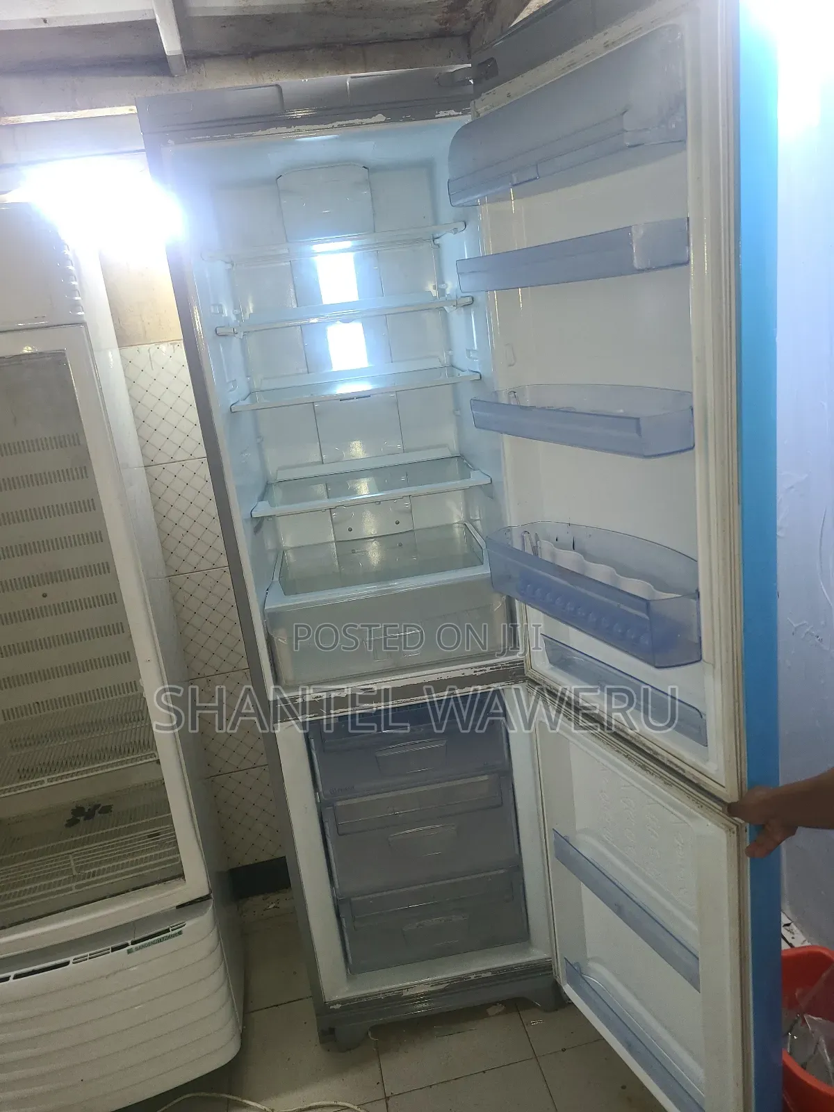 Bottom Freezer Fridge Blue One 450litres