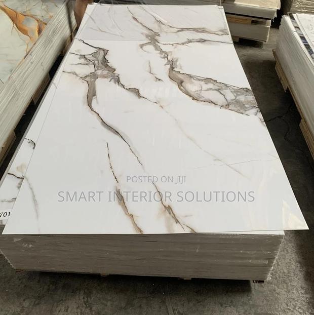 Glossy Marble Board - main view