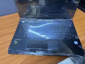 Laptop Iiyama 16GB Intel Core I7 SSD 512GB