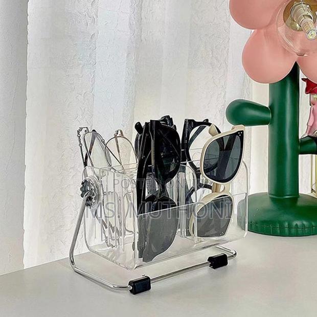Transparent Acrylic Storage Box Rotating - thumbnail 2