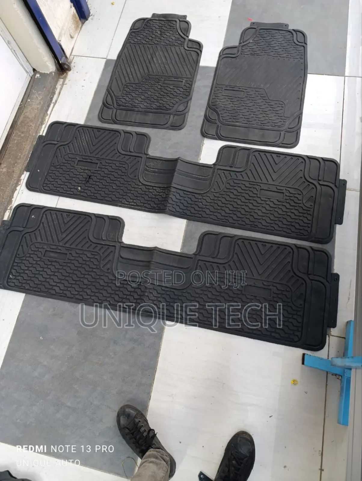 Premium Nonslip Rubber Mats ,7-Seater