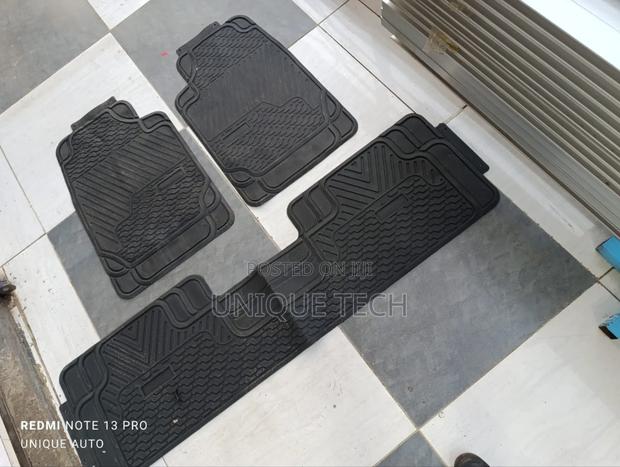 Premium 3-Piece Conjoined Rubber Floor Mats - main view