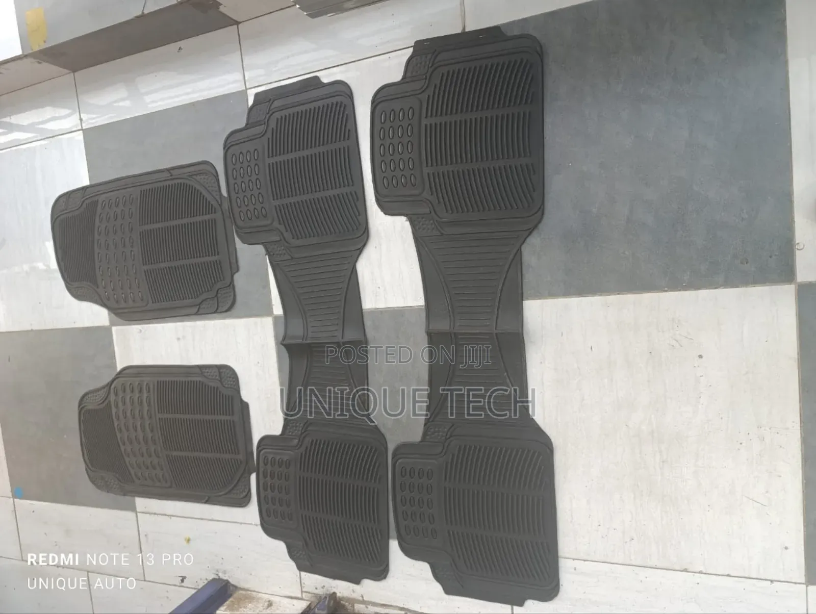 Toyota Noah/Voxy 7-Seater Rubber Mat ,Premium Quality