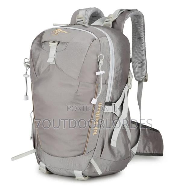 40l Hiking Backpack - thumbnail 13