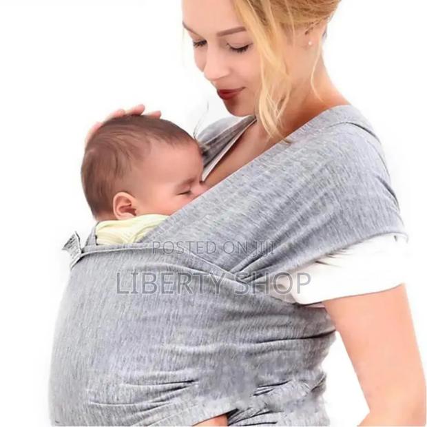 Baby Wrap Carrier/ One Size Fits All - thumbnail 3