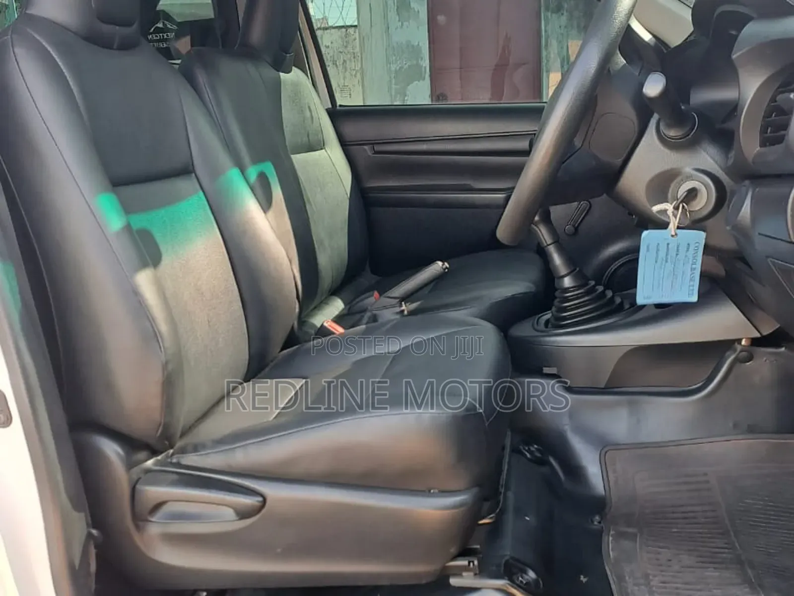 Toyota Hilux 2018 White