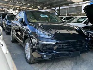 Porsche Cayenne S AWD 2019 Matt Black