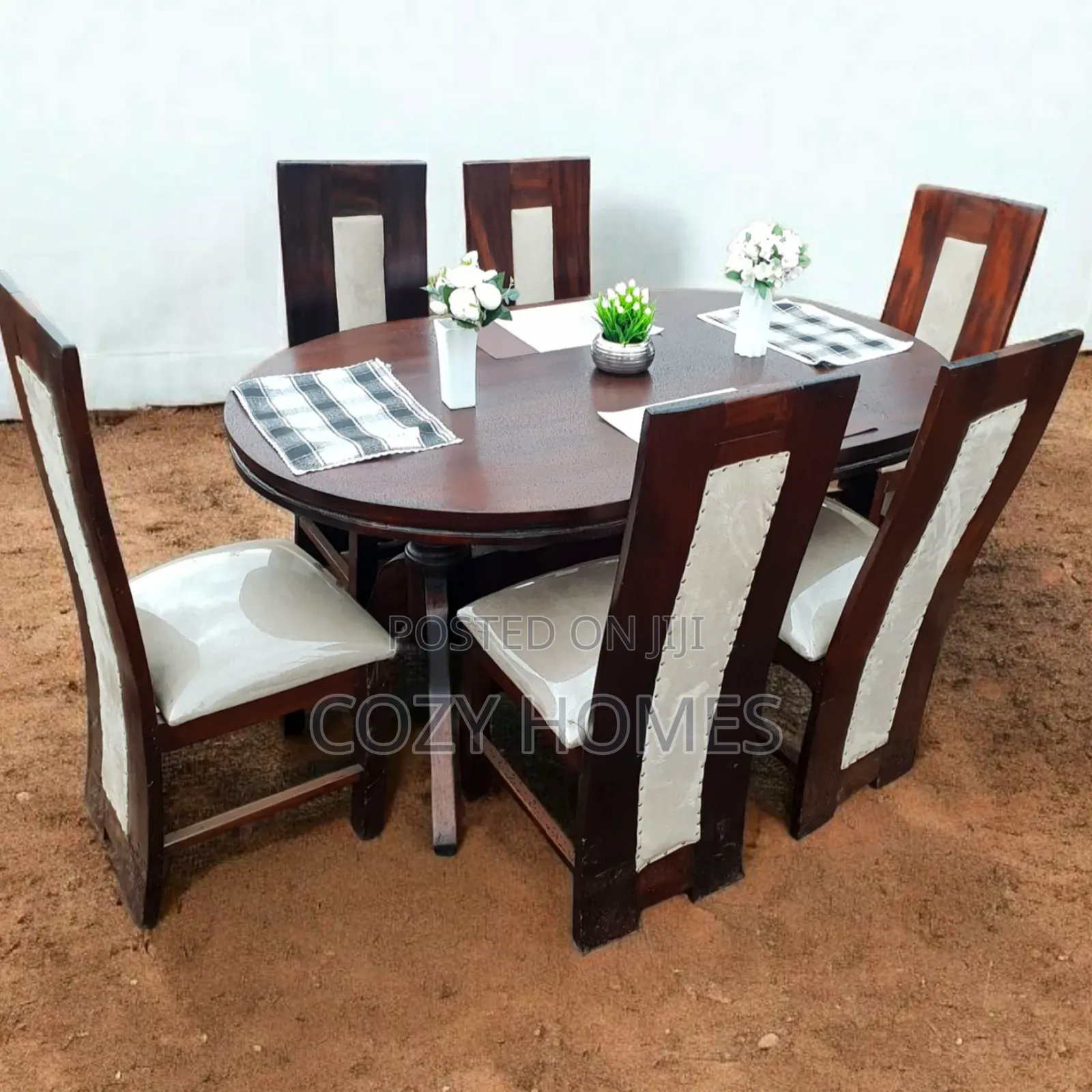Dining Set, a Pleasant Dining Table With 6 Chairs