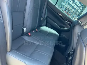Toyota Crown 2018 Black