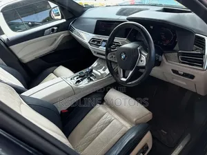 BMW X7 xDrive40i 2020 Black