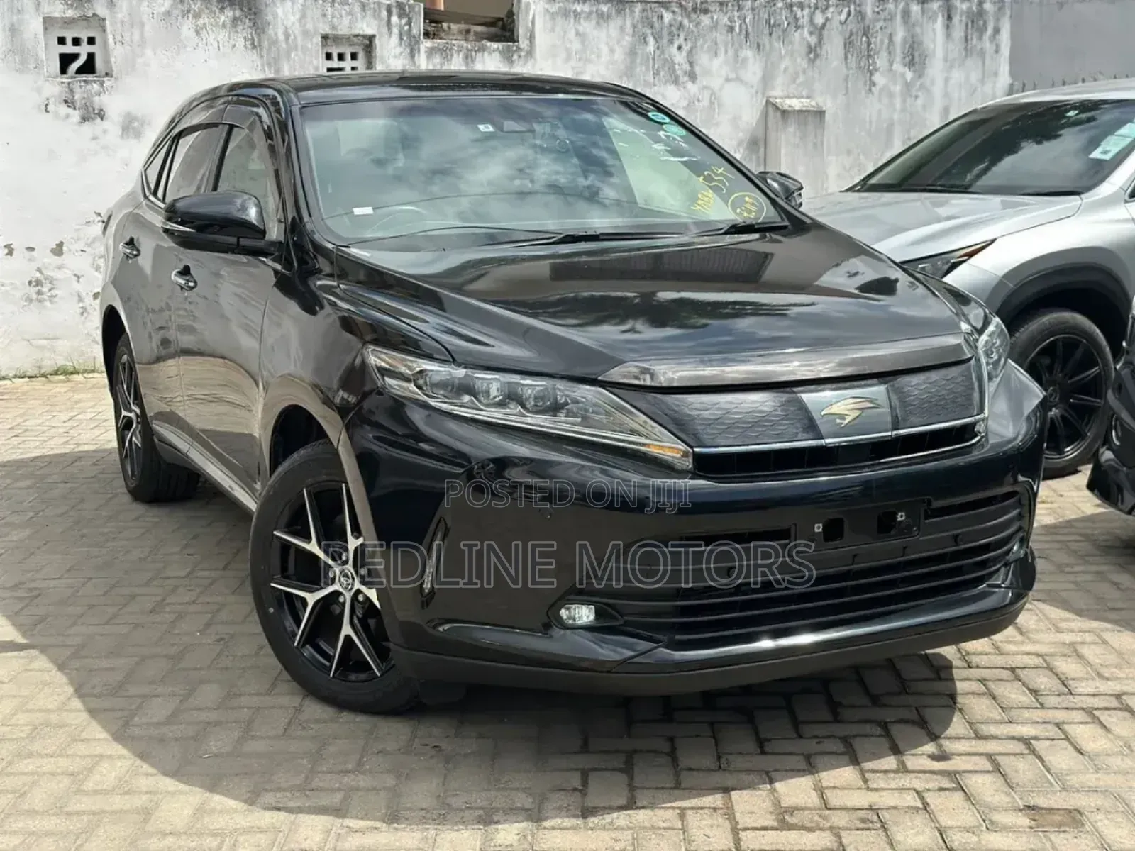 Toyota Harrier 2.0 Turbo 4WD 2019 Black