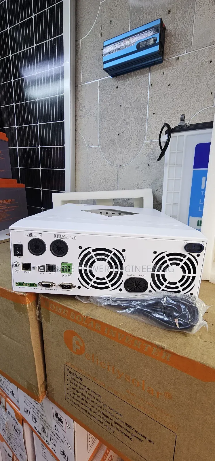 5kva Hybrid Inverter 80a Mppt, 240v Ac Output Roadsmart