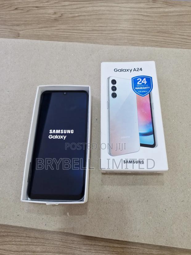 Samsung Galaxy A24 128 GB White - main view