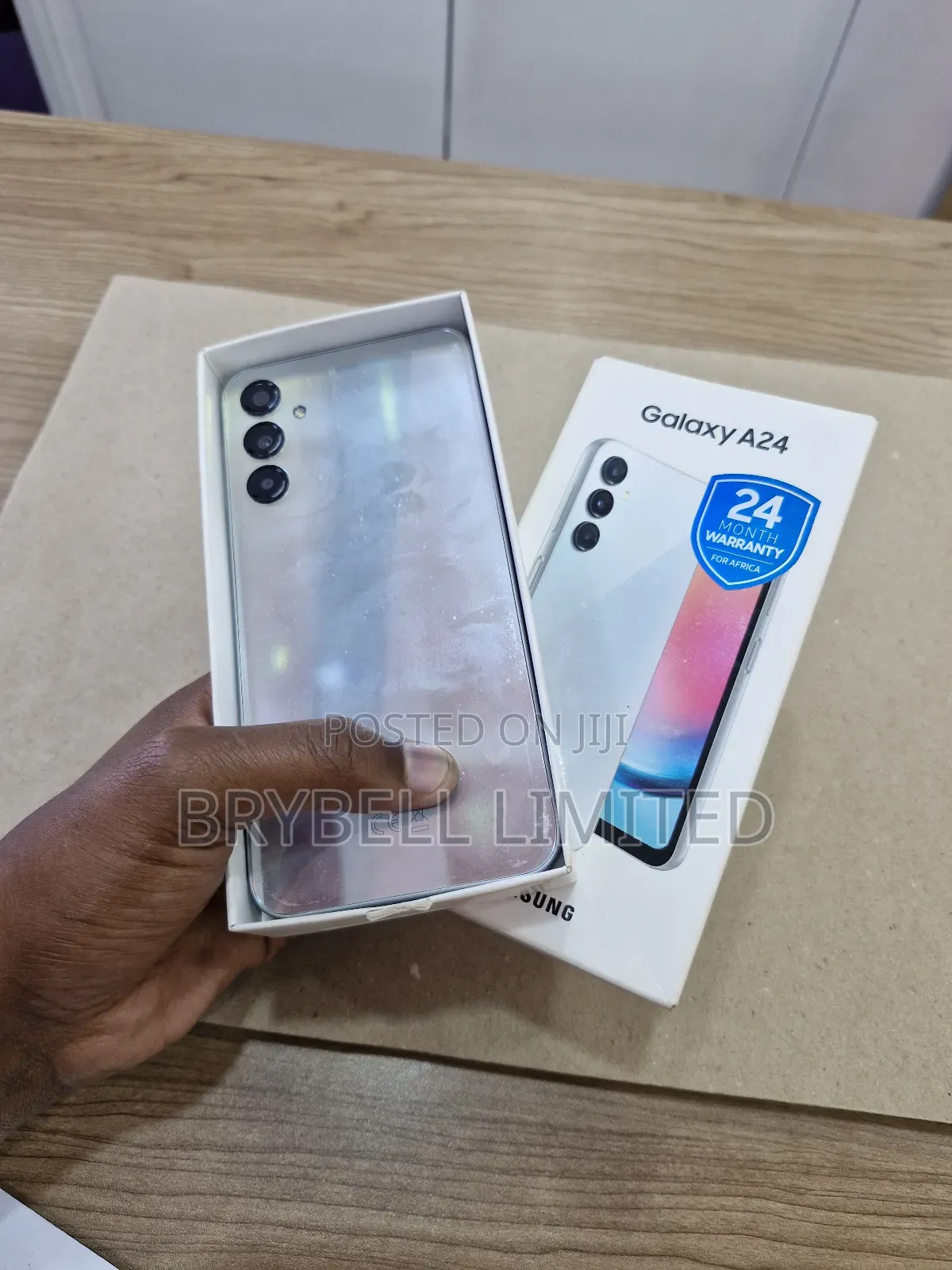 Samsung Galaxy A24 128 GB White