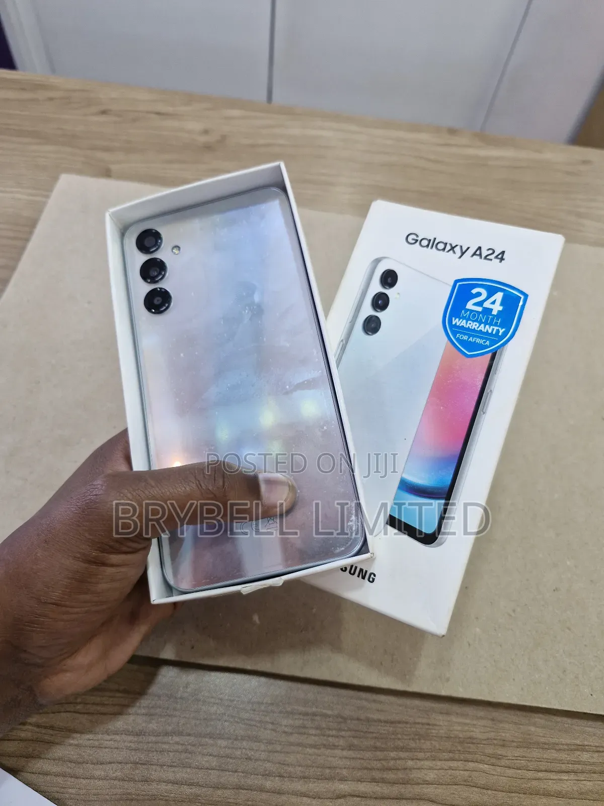 Samsung Galaxy A24 128 GB White