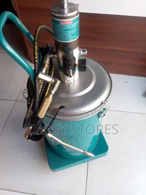 Air Grease Lubricator/ Grease Bucket