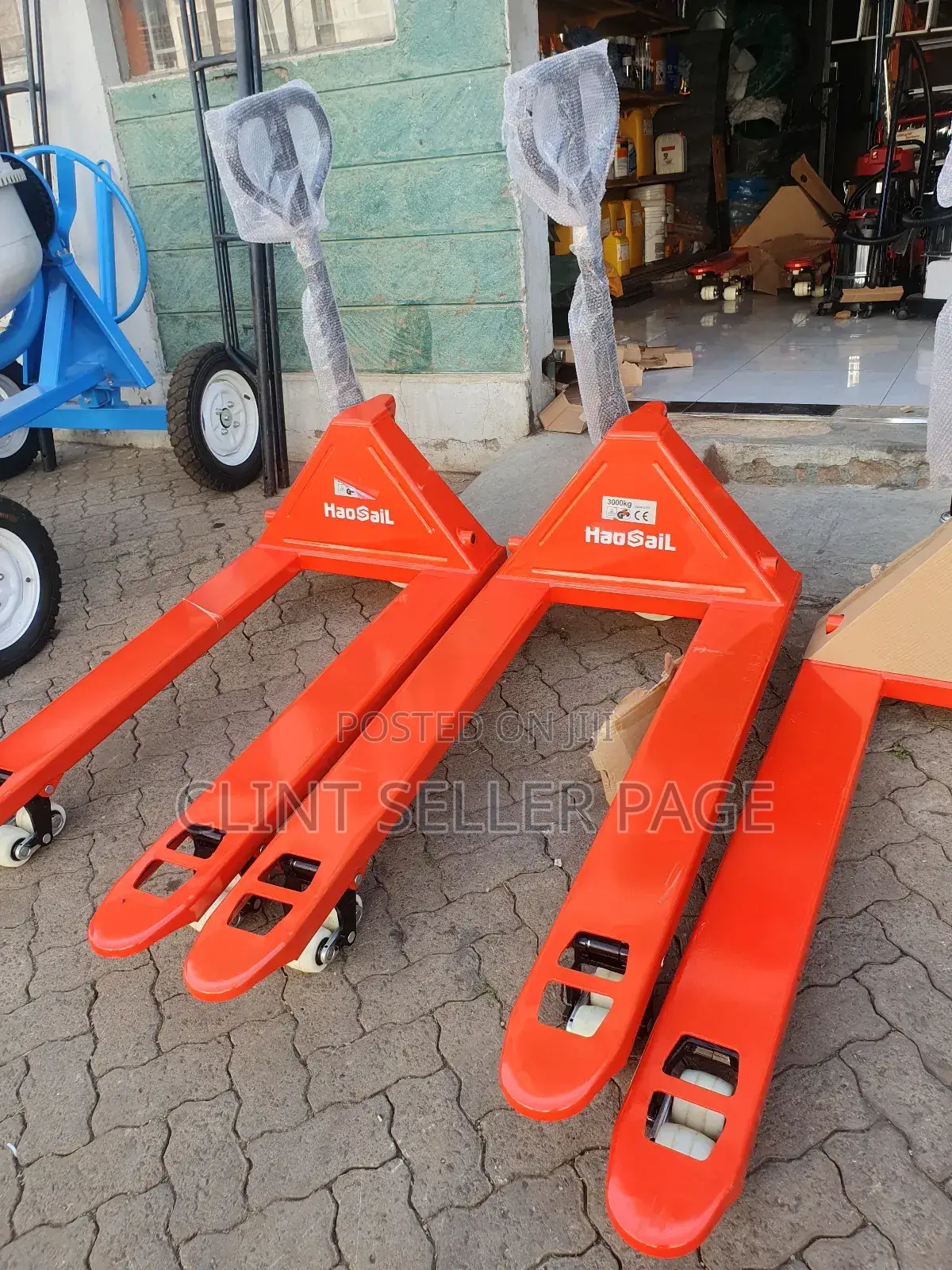 3 Tones Hydraulic Hand Pallet Trolley.