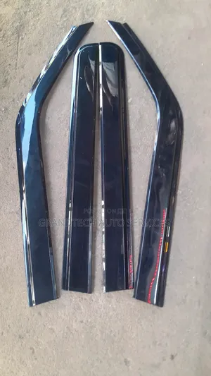 Suzuki Swift 2010-2017 Windbreakers