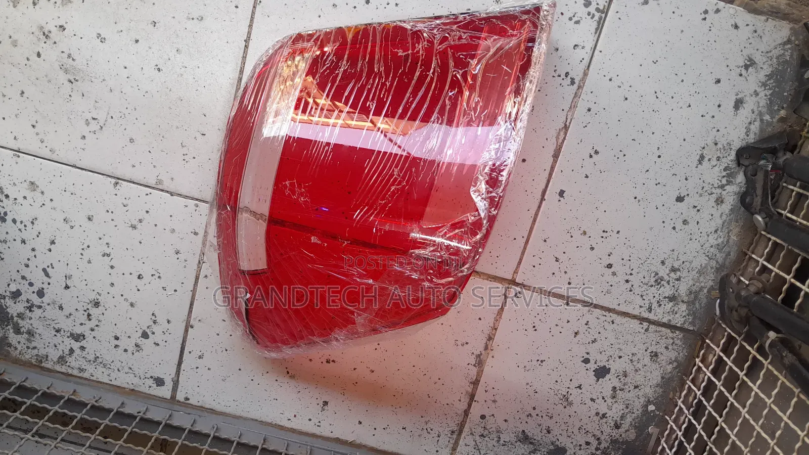 Ttoyota Corolla Axio Tailight Lens