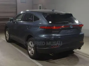Toyota Harrier 2.5 Hybrid 2020 Black