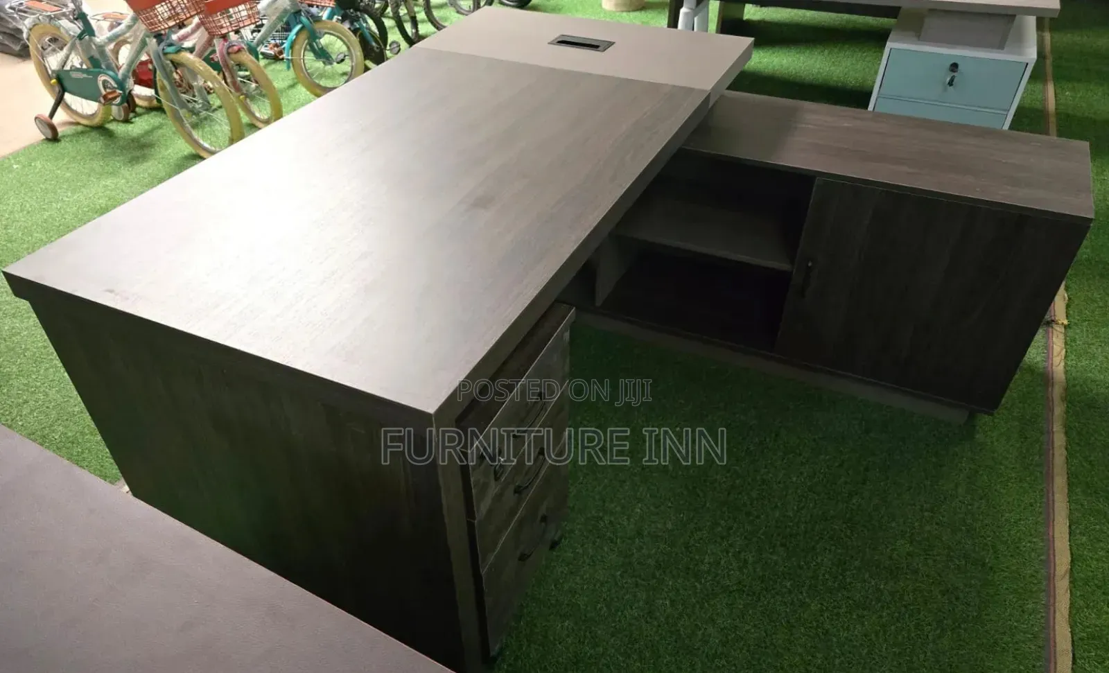 Best Executive 1.6m Office Table Desk