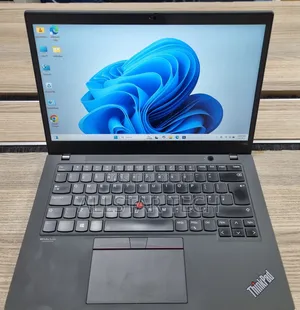Laptop Lenovo Thinkpad T14s Gen 2 16GB Intel Core I7 SSD 512GB