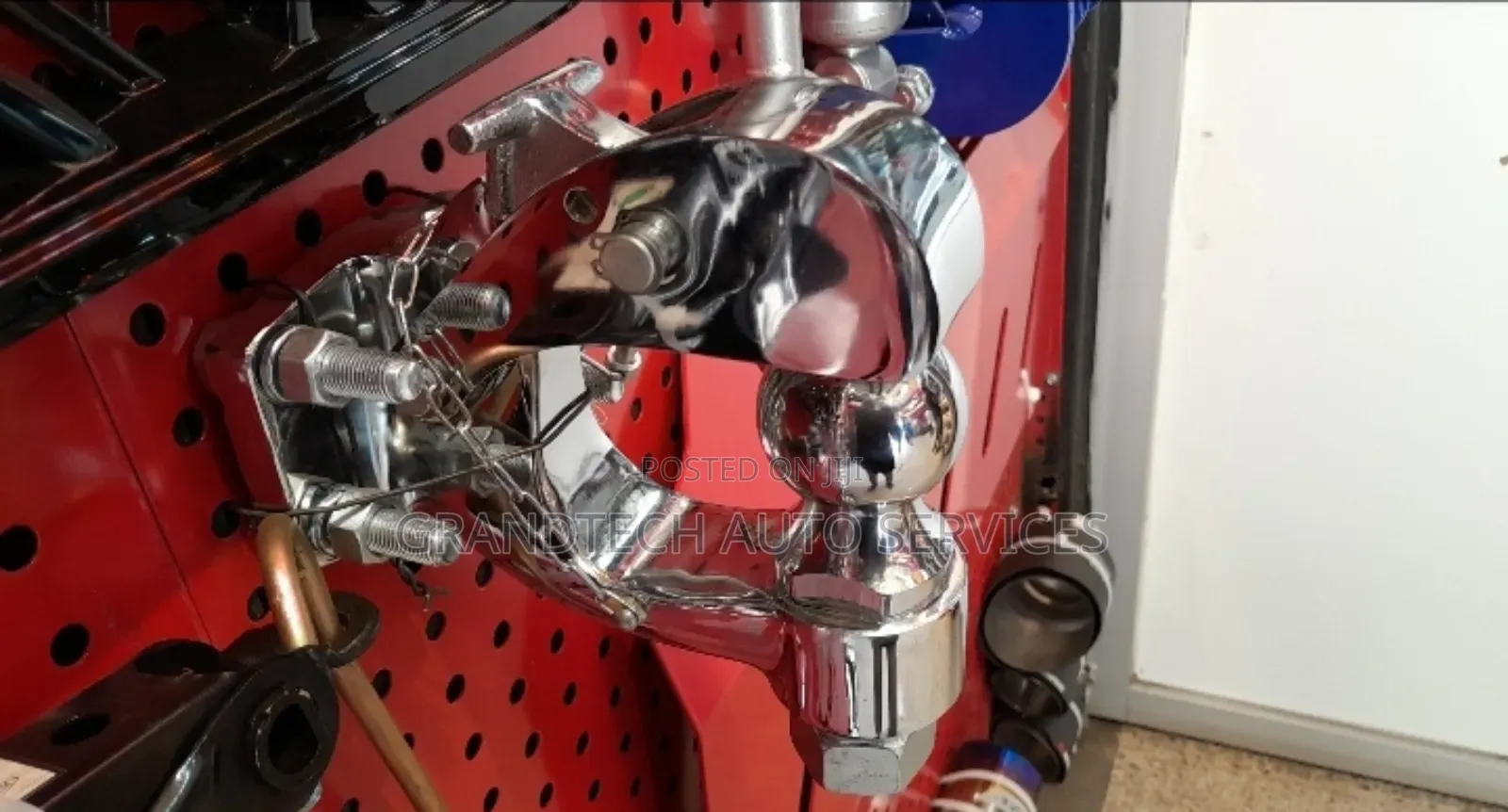 Strong Tow Hook Hitch.
